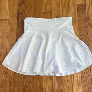 Soft white go dry cool active skirt/shorts